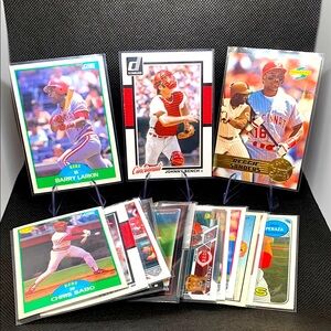 Cincinnati Reds MLB Baseball 15 Cards In Sleeves Johnny Bench Pete Rose Sanders